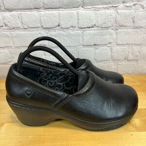 Nurse Mates Bryar Black Leather Slip-On Pillow‎ Clogs Women's Size 11